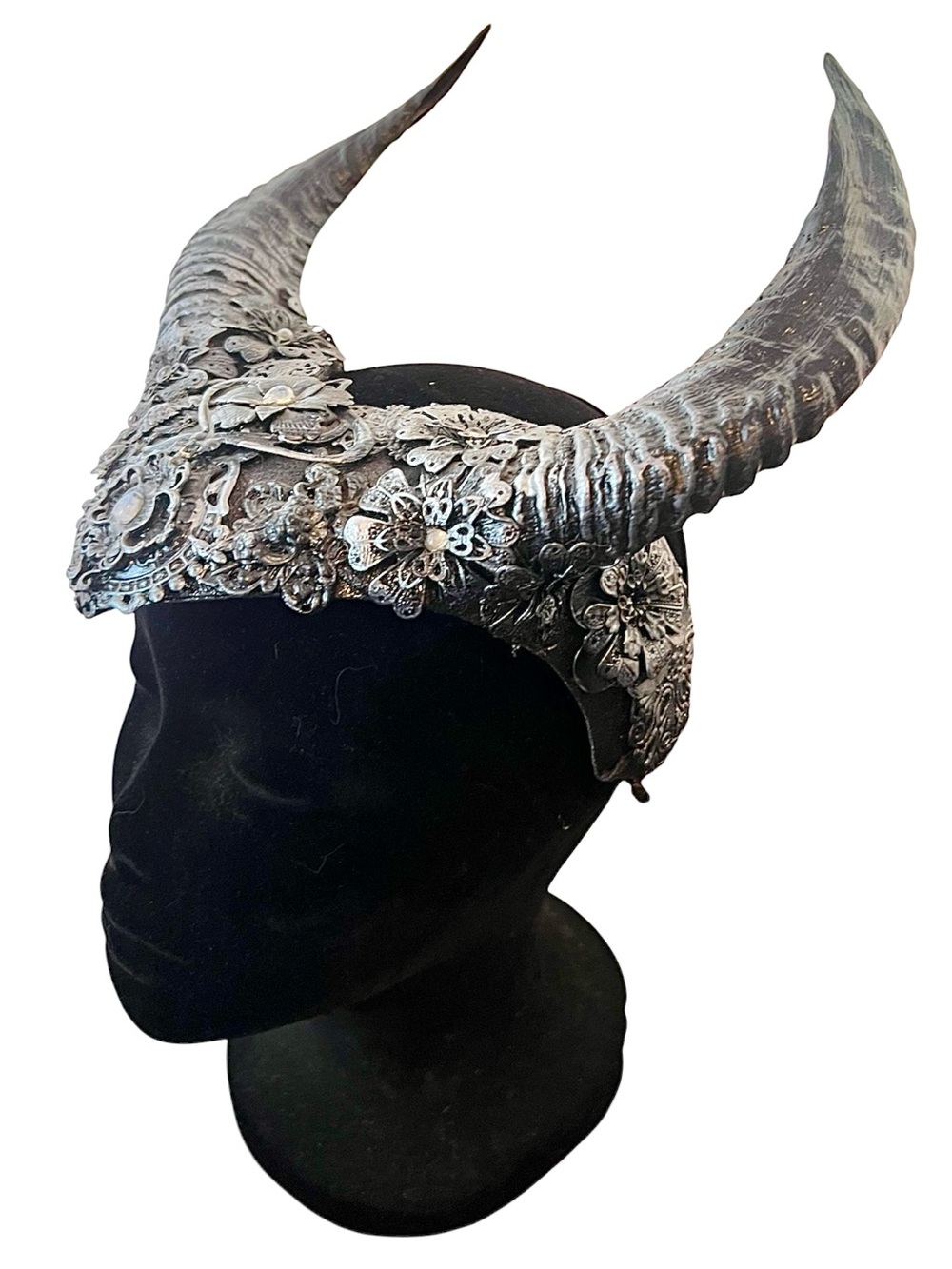 SALE! HYSTERIA MACHINE Gothic Goddess Pagan Witch Horned Headdress Fantasy Crow - Picture 2 of 6